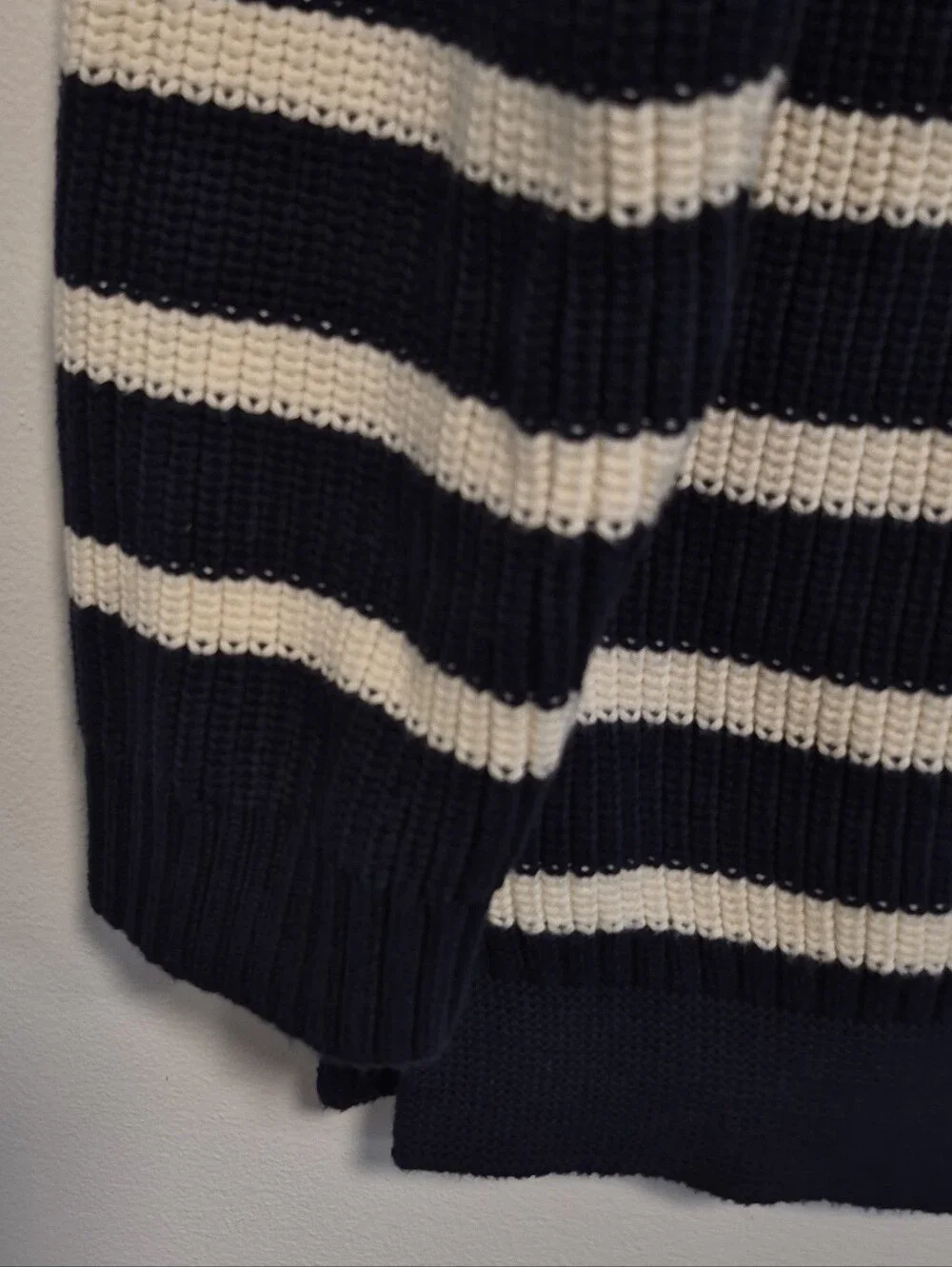 Banana Republic Fisherman Sweater Navy Striped Organic Cotton Men's Sz Small EUC